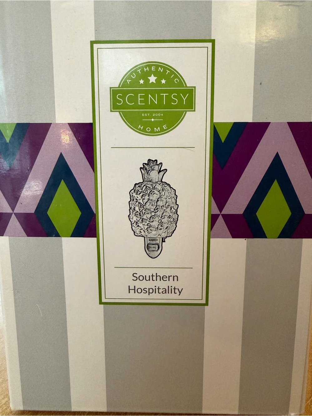 Scentsy Southern Hospitality Pineapple Plug-In Warmer